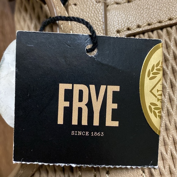 NWT Frye taupe wristlet crossbody - Picture 7 of 8